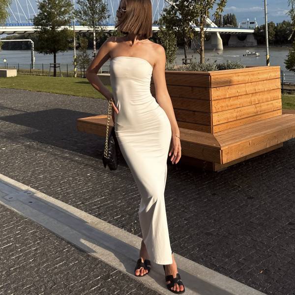 modelka s ID 0402B538IM p018