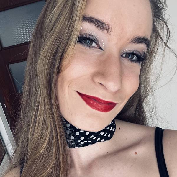 modelka s ID 0402B86I7O p016