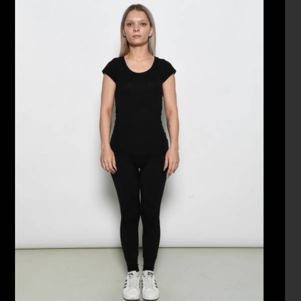 modelka s ID 0402BU290Z p018