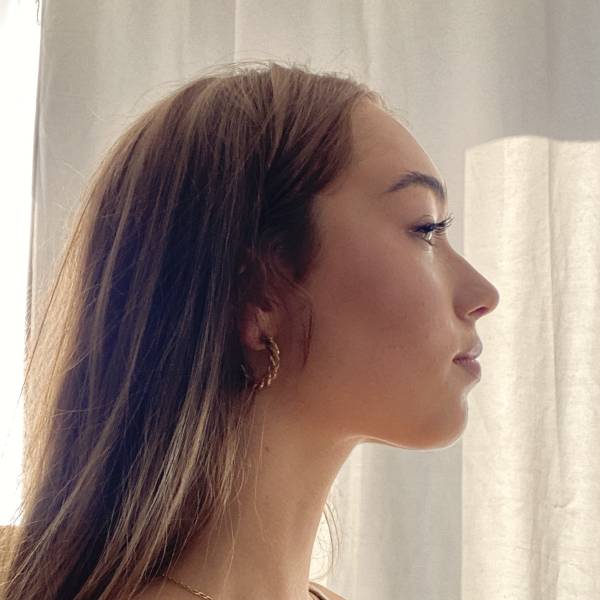 modelka s ID 0402BWQHAZ p019