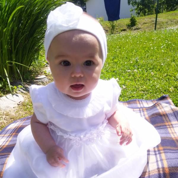 modelka s ID 0402CEVVML p019