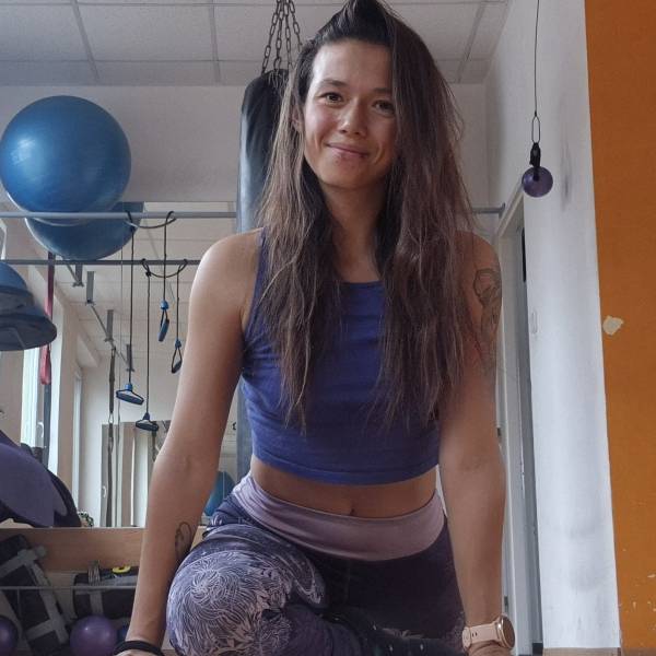 modelka s ID 0402CQWOQP p018