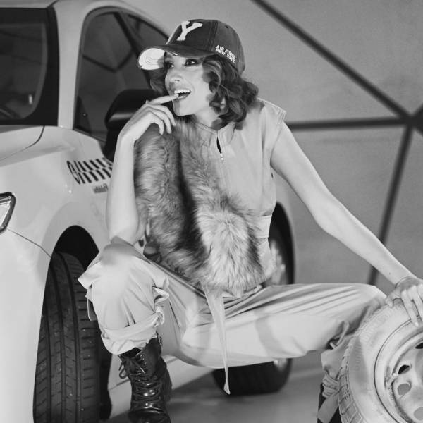 modelka s ID 0402D73M01 p019