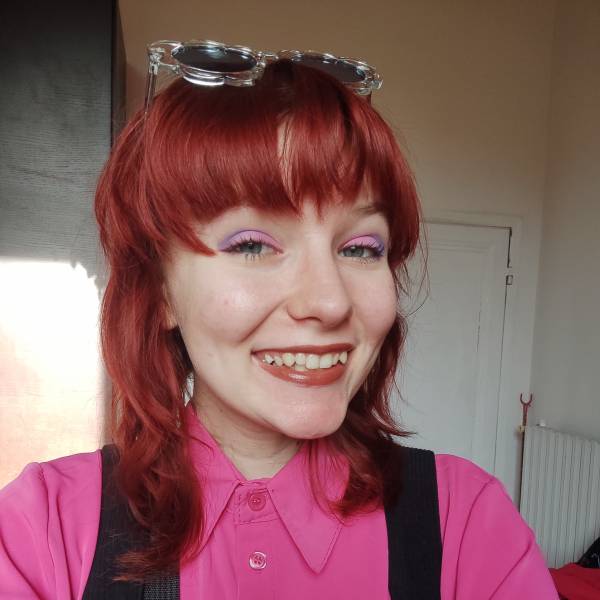 modelka s ID 0402D9FNTK p017