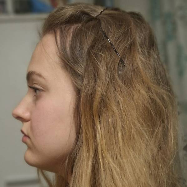 modelka s ID 0402D9TN7U p019