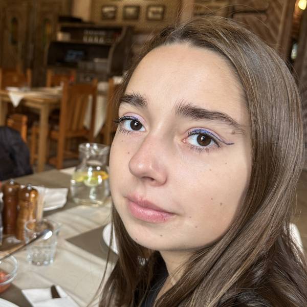 modelka s ID 0402DD9H6B p019