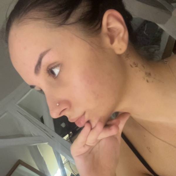 modelka s ID 0402DQUAD8 p019