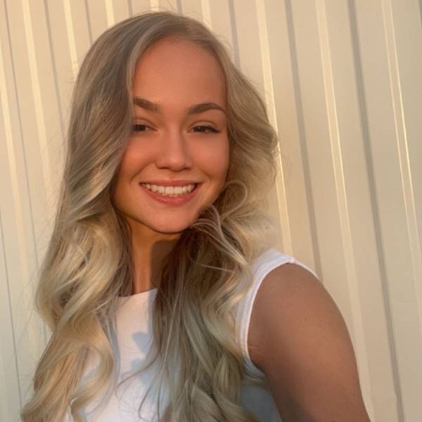 modelka s ID 0402DSBFOR p017