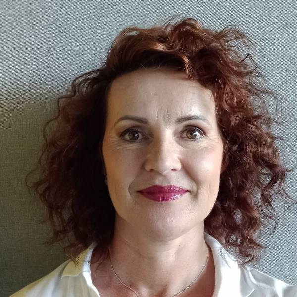 modelka s ID 0402EGOHZK p016