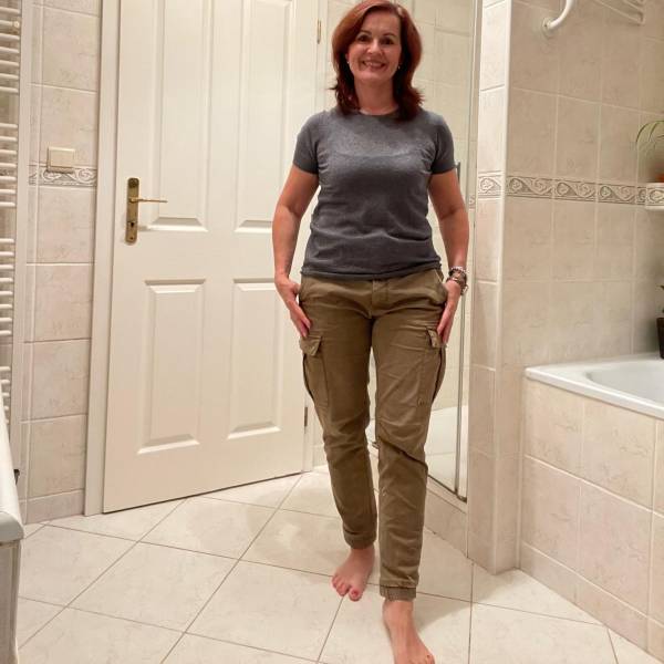 modelka s ID 0402EGOHZK p018