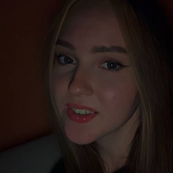 modelka s ID 0402EJWEKA p017