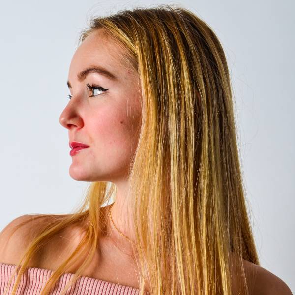 modelka s ID 0402ELEI26 p019