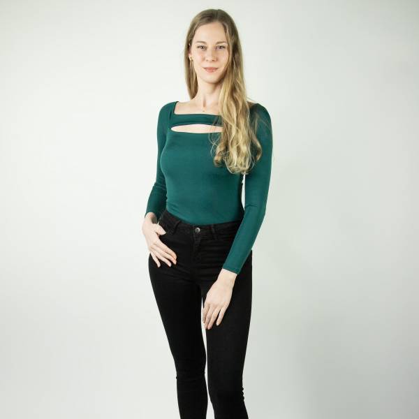 modelka s ID 0402EOLQRK p018