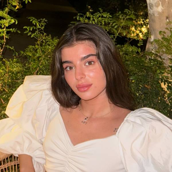 modelka s ID 0402EWKIUK p016