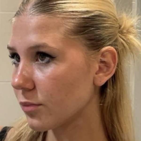 modelka s ID 0402F6SLP6 p019