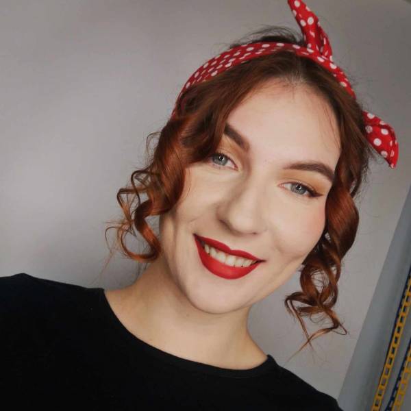 modelka s ID 0402FLZGC8 p017