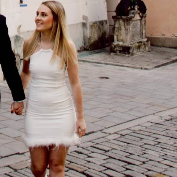 modelka s ID 0402FV2BRB p018