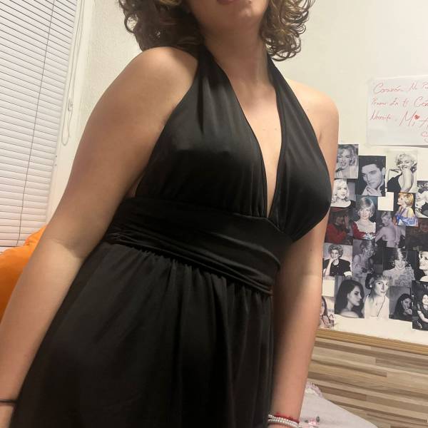 modelka s ID 0402GJDTFB p018