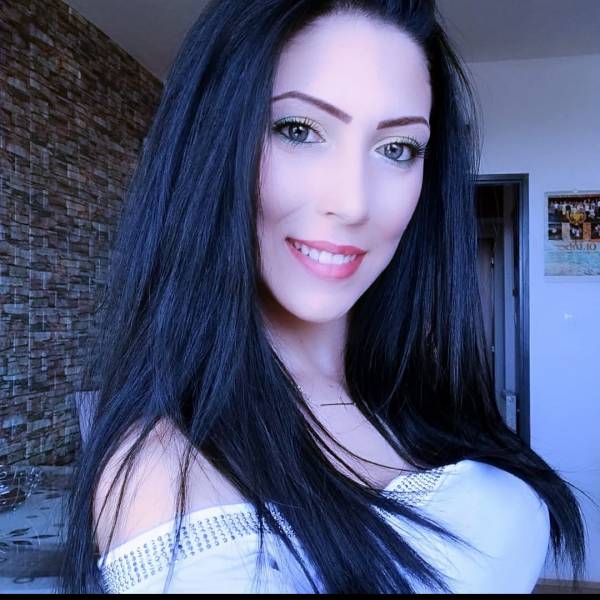 modelka s ID 0402HF980O p017