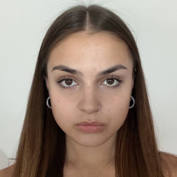 modelka s ID 0402HPU6U7 p016