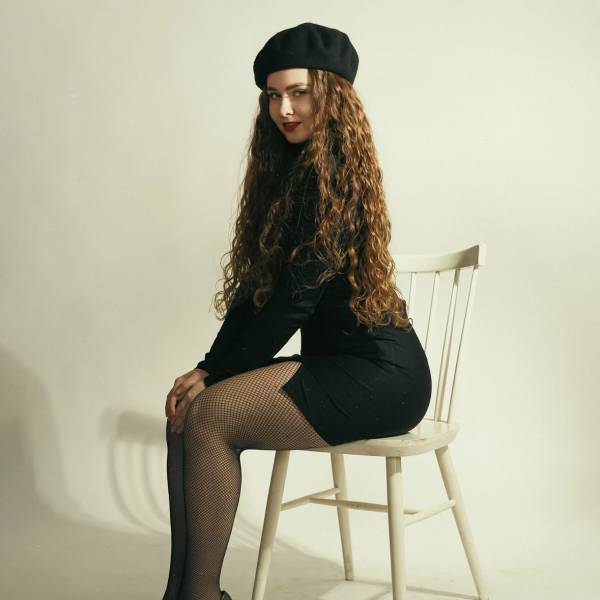 modelka s ID 0402IDGA16 p019