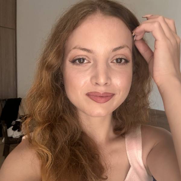 modelka s ID 0402IHTI2S p016