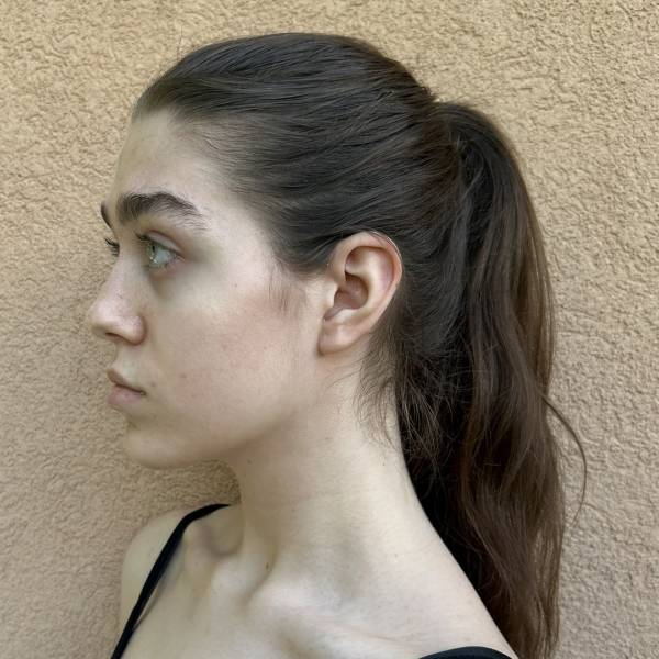 modelka s ID 0402IYWC41 p019