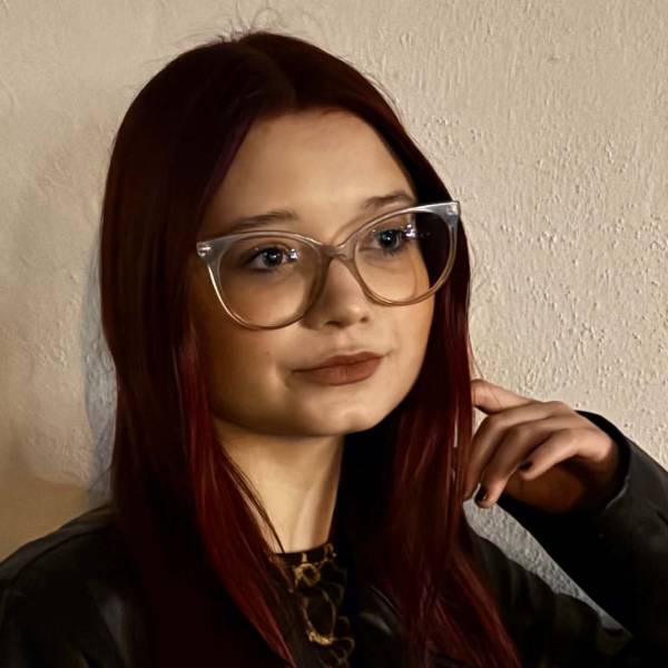 modelka s ID 0402JH5YYW p016
