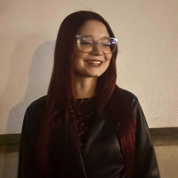 modelka s ID 0402JH5YYW p017