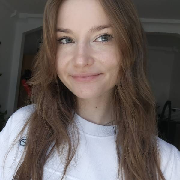 modelka s ID 0402JLBTLK p017