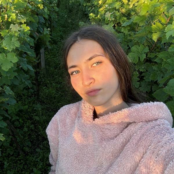 modelka s ID 0402JPEHEE p016