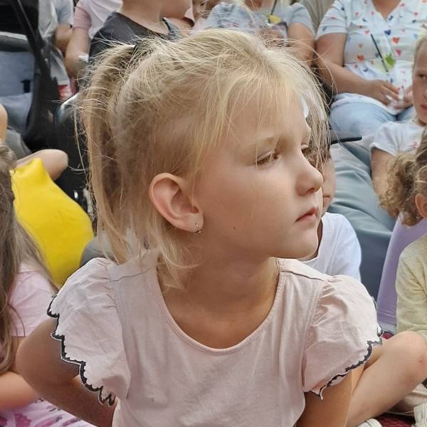 modelka s ID 0402JWAO3U p019