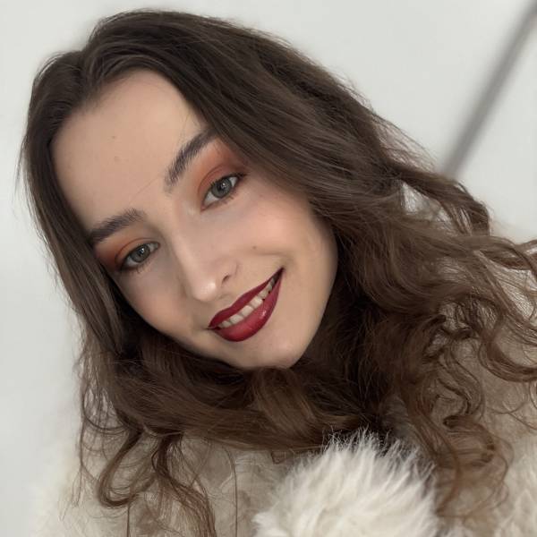 modelka s ID 0402KDEZIS p017