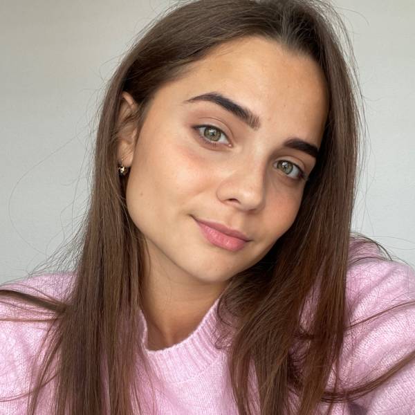 modelka s ID 0402KV3A61 p016