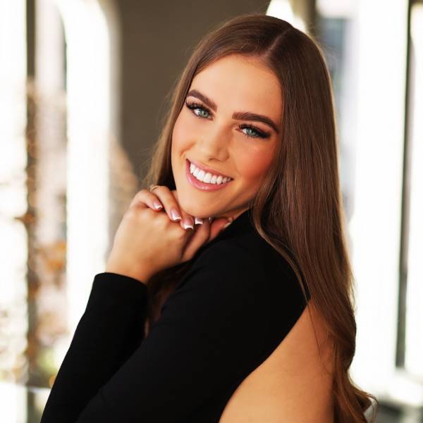 modelka s ID 0402LDPJQO p017