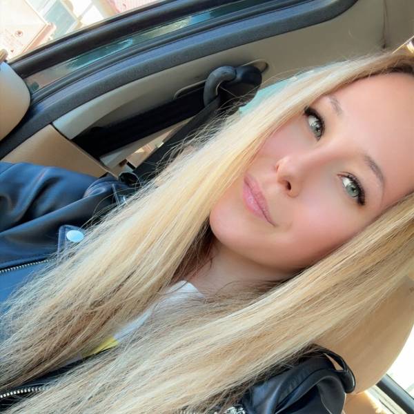 modelka s ID 0402LECB4P p017