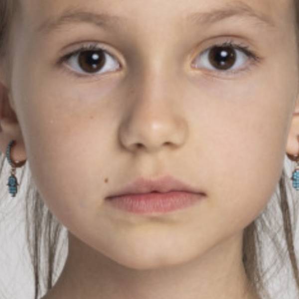 modelka s ID 0402LGXOVM p016