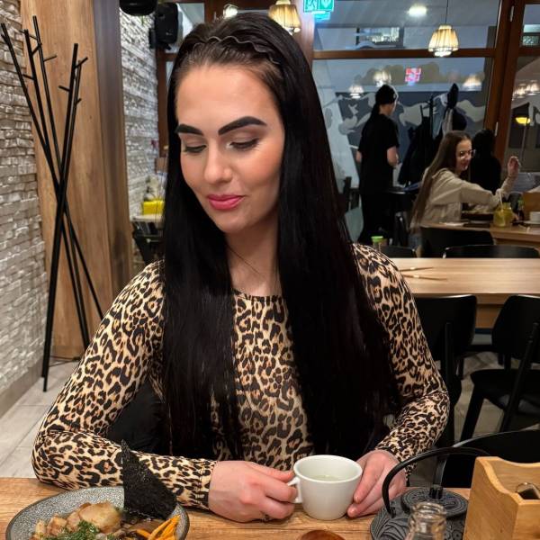 modelka s ID 0402LGZ53B p016