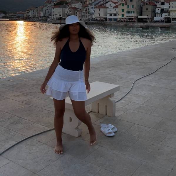 modelka s ID 0402M5MUM2 p018