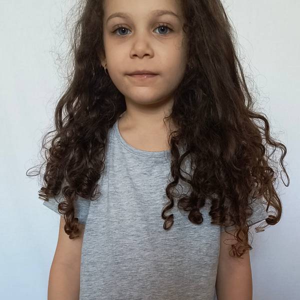 modelka s ID 0402MNOIE8 p018