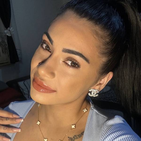 modelka s ID 0402N262Q6 p017