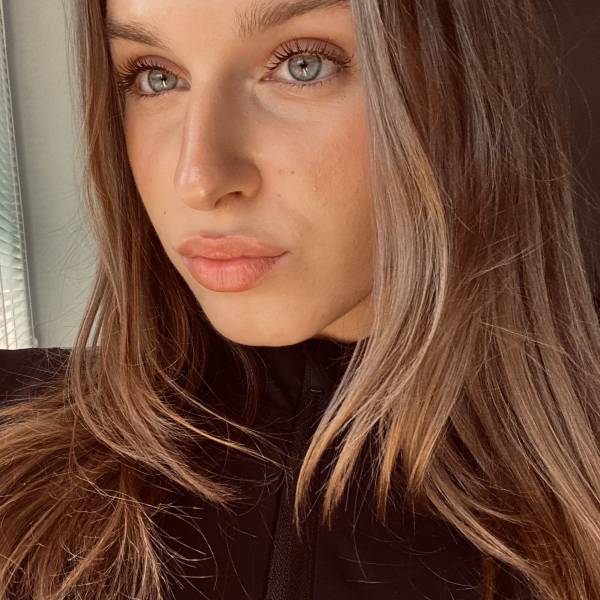 modelka s ID 0402N30JLK p016