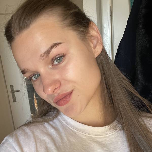 modelka s ID 0402N59ST1 p019