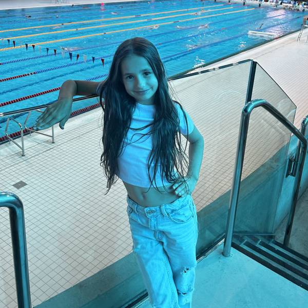 modelka s ID 0402NL663X p016