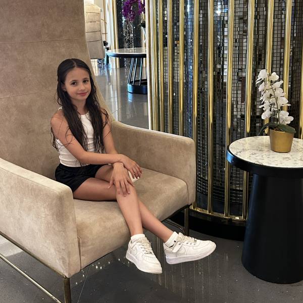 modelka s ID 0402NL663X p019