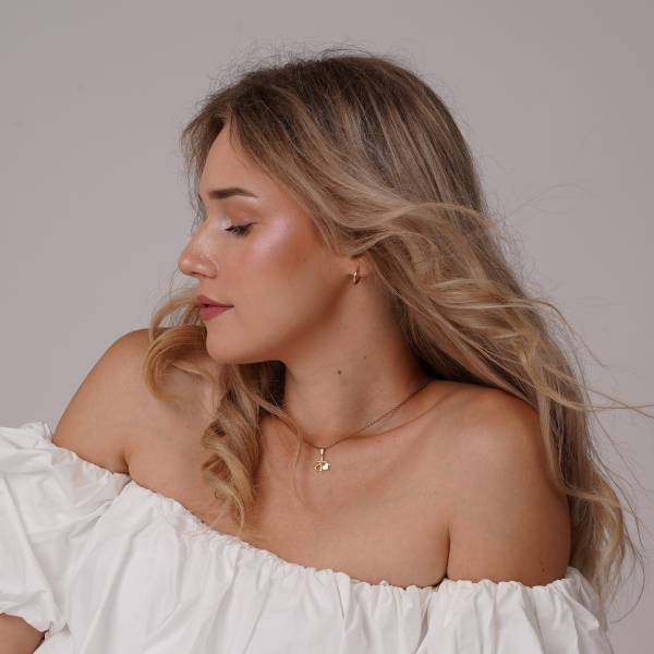 modelka s ID 0402NR1MYI p019