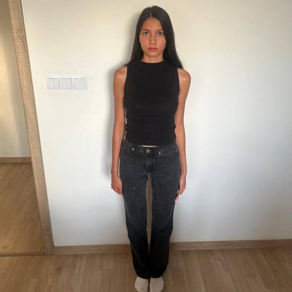 modelka s ID 0402OETPWH p019