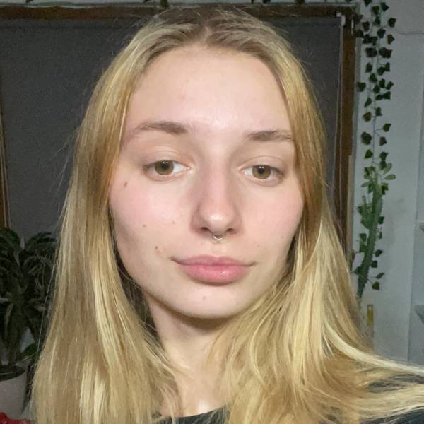 modelka s ID 0402OJ777X p016