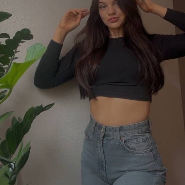 modelka s ID 0402OSS1SI p018