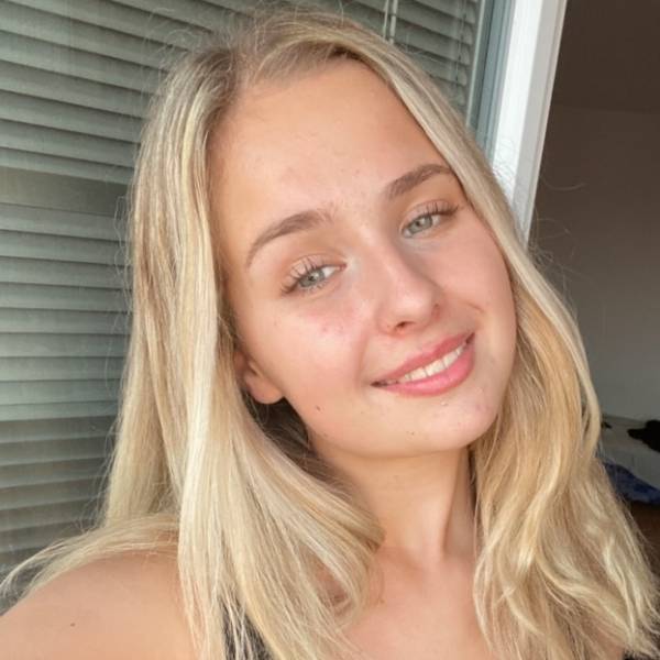 modelka s ID 0402OTHTK8 p017